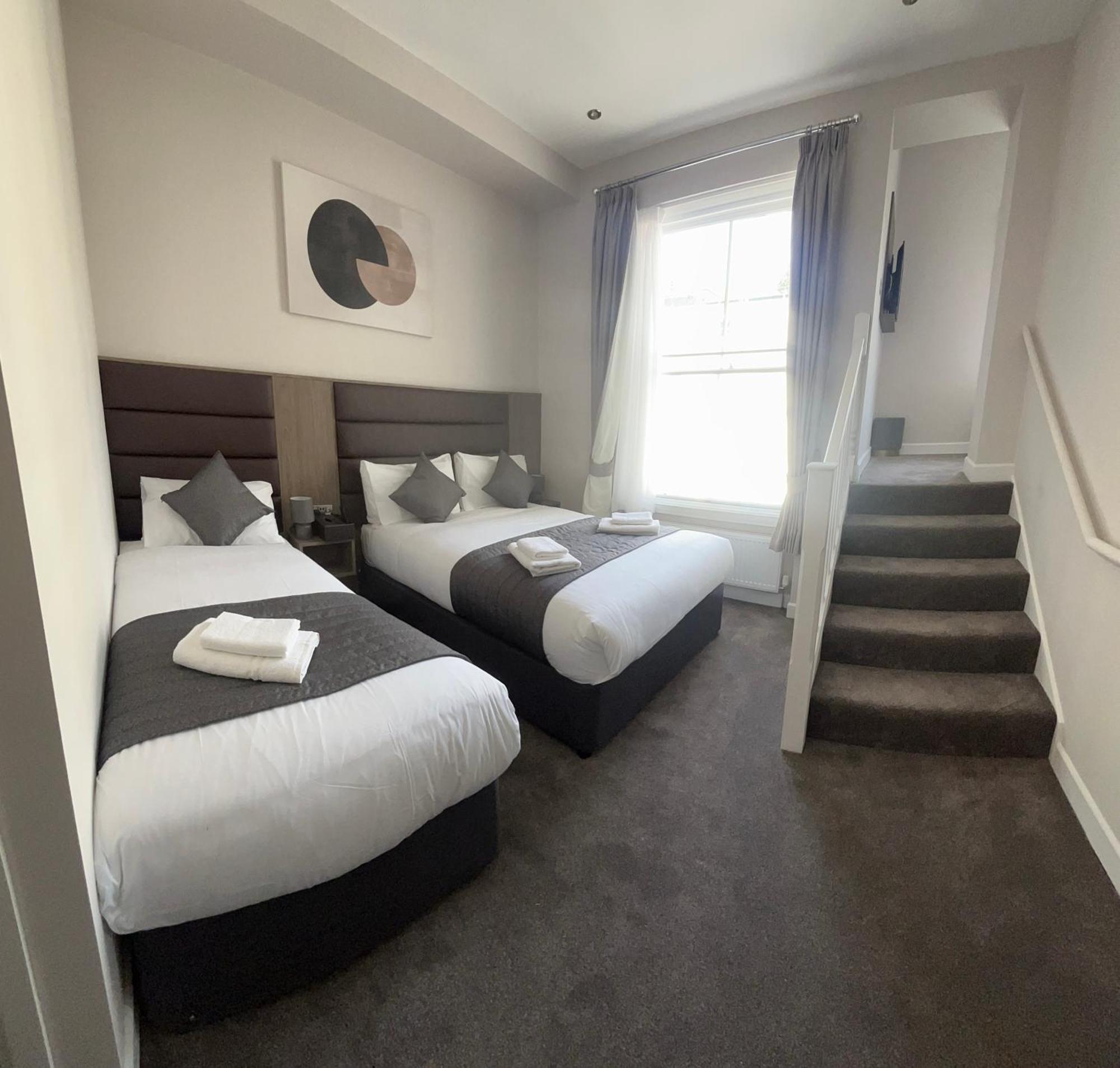 Reem Hotel London Kültér fotó