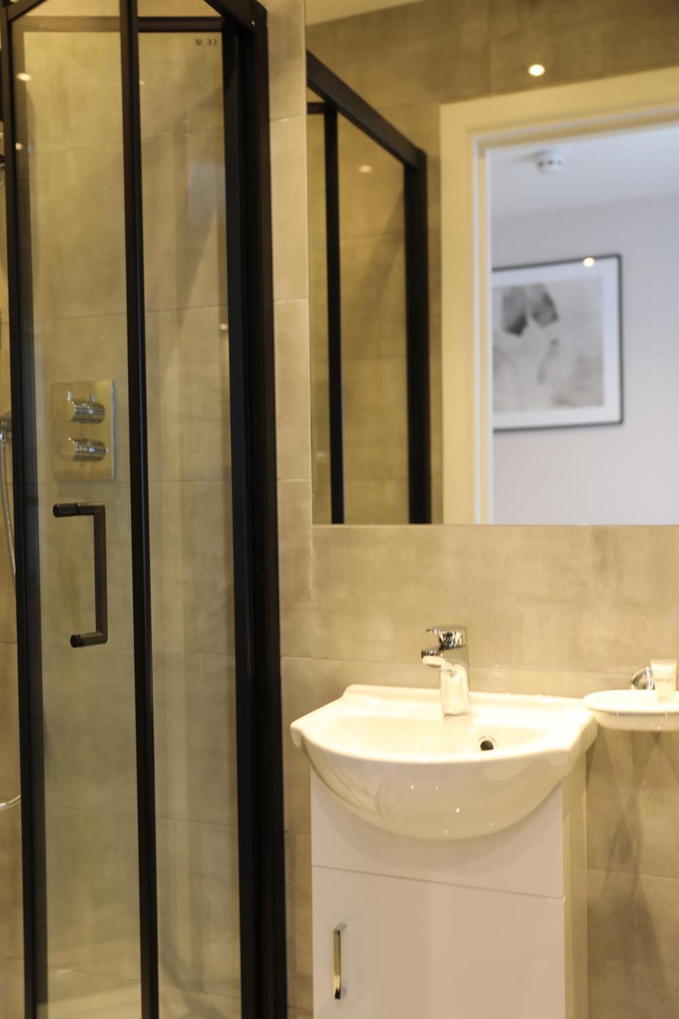 Reem Hotel London Kültér fotó