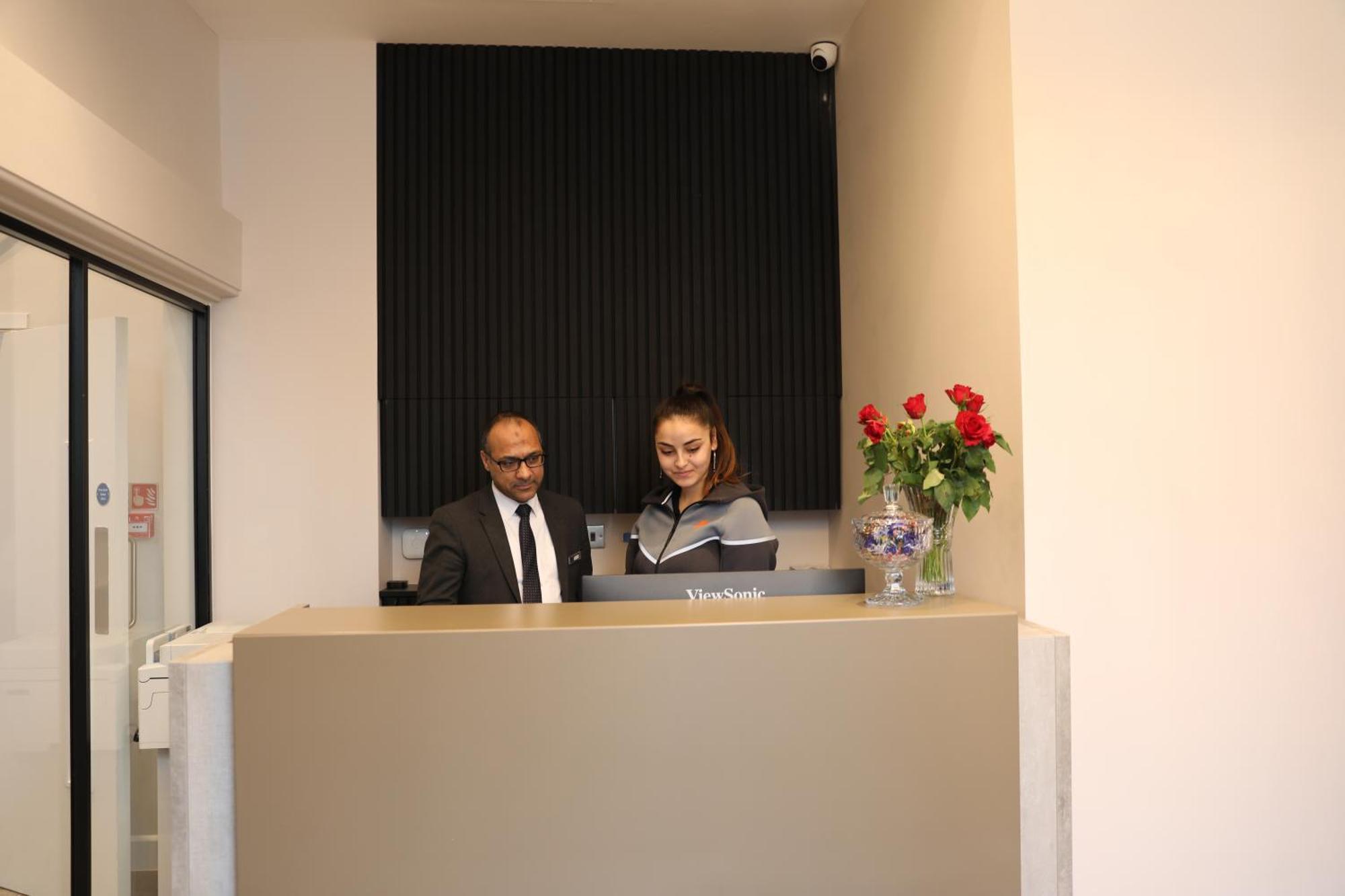 Reem Hotel London Kültér fotó